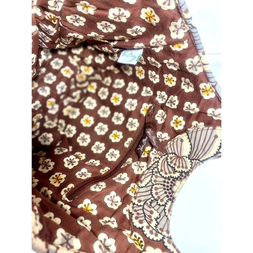 Vera Bradley Purse Hobo Bag Brown Floral Flowers Quilted Magnetic Closure